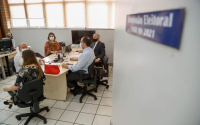 Comissão Eleitoral estabelece calendário de reuniões.