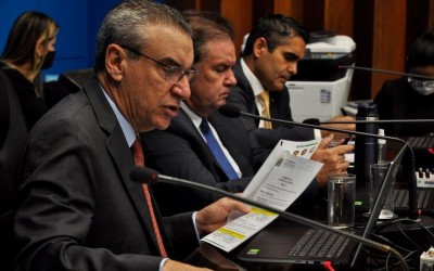 Mesa Diretora da ALEMS oficializa homenagem a Ary Rigo.