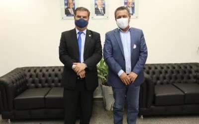 Em Brasília – Vereador Delei Pinheiro busca parcerias.