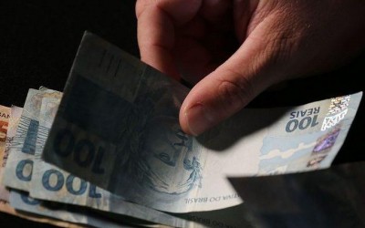 Refis: veja prazos para regularizar débitos estaduais.