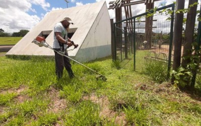 FUNESP E SISEP REALIZAM MANUTENÇÃO E LIMPEZA DO PARQUE SÓTER.