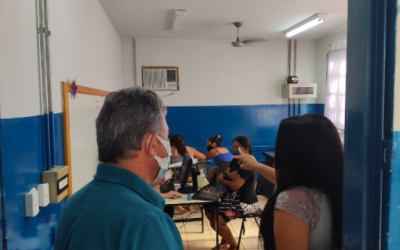 Zé da Farmácia visita CRAS no bairro Jardim Canguru.