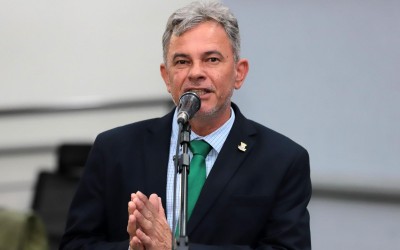 Vereador Zé da Farmácia visita obras no bairro Cidade Morena.