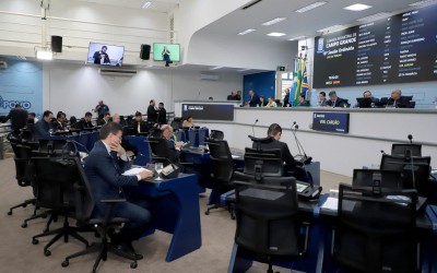 Sete projetos estão pautados para a sessão desta terça-feira.