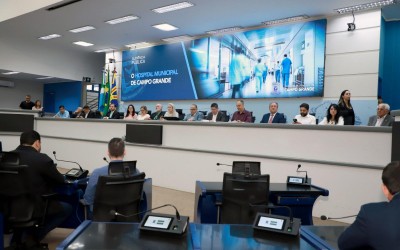 Vereadores aprovam oito projetos na sessão desta terça-feira.