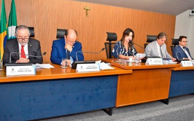 PPA e LOA voltam à CCJR para avaliação de emendas.