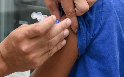 Sesau amplia vacinação contra a dengue em Campo Grande.