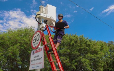 Radares operacionais reforçam a proteção no trânsito.