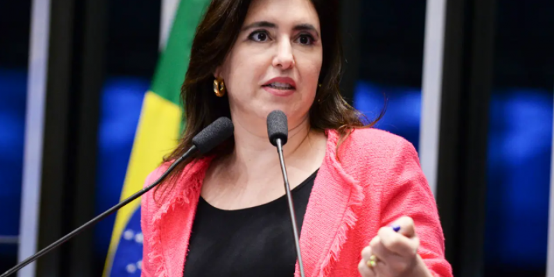 Simone Tebet nega boataria de que vai trocar MDB pelo PSB.