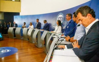 Com disputa equilibrada, debate na TV Morena pode por azarão no 2º turno em MS.