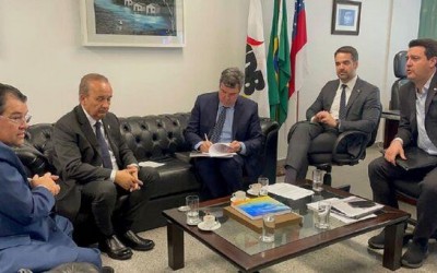 Governador Eduardo Riedel se reúne com governadores e discute interesses do Mato Grosso do Sul na reforma tributária