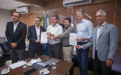 Além da fábrica de R$ 28 bi, Arauco fará ferrovia de R$ 800 milhões.