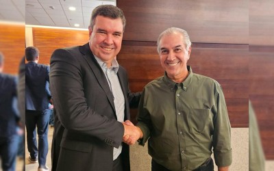 Acordo do partido PSDB com o ex presidente Jair Messias Bolsonaro elimina concorrente forte nas eleições municipais, mas deve aumentar oposição na Assembleia legislativa de Mato Grosso do Sul.