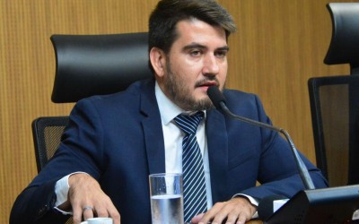 Bens declarados de candidato bolsonarista mais que triplicam em dois anos.