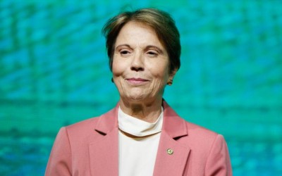 Tereza Cristina desconversa, mas não descarta disputar a presidência em 2026.