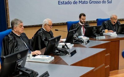 Jerson Domingos garante presidência com afastamento de Osmar Jeronymo.
