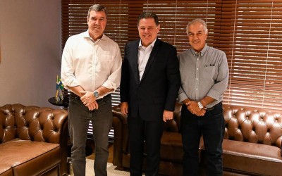 Perillo terá reunião com governadores em Brasília para selar destino do PSDB.