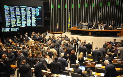 Câmara aprova projeto de lei que atrasa progressão de regime em crimes hediondos.