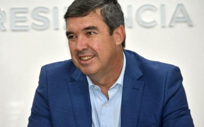 Governador Eduardo Riedel  de MS vai para Ásia em busca de parcerias comerciais.