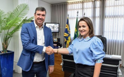 O Governador Eduardo Riedel e a Prefeita  Adriane  Lopes vão investir R$ 120 milhões em obras para o aniversário de Campo Grande.