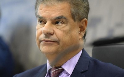 O Senador Nelsinho Trad pode perder apoio de aliados com os irmãos na esquerda.