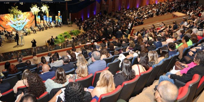 Honrarias reconhecem trajetória de quem ajuda a escrever os rumos de Mato Grosso do Sul Sessão solene de outorga de Títulos e Comendas aconteceu nesta quarta-feira.