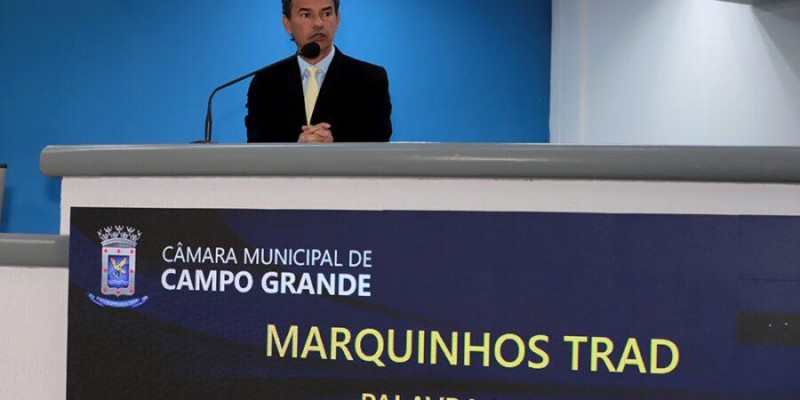 Vereador Marquinhos Trad questiona descumprimento de lei sancionada pela prefeita e que previa economia aos cofres públicos.