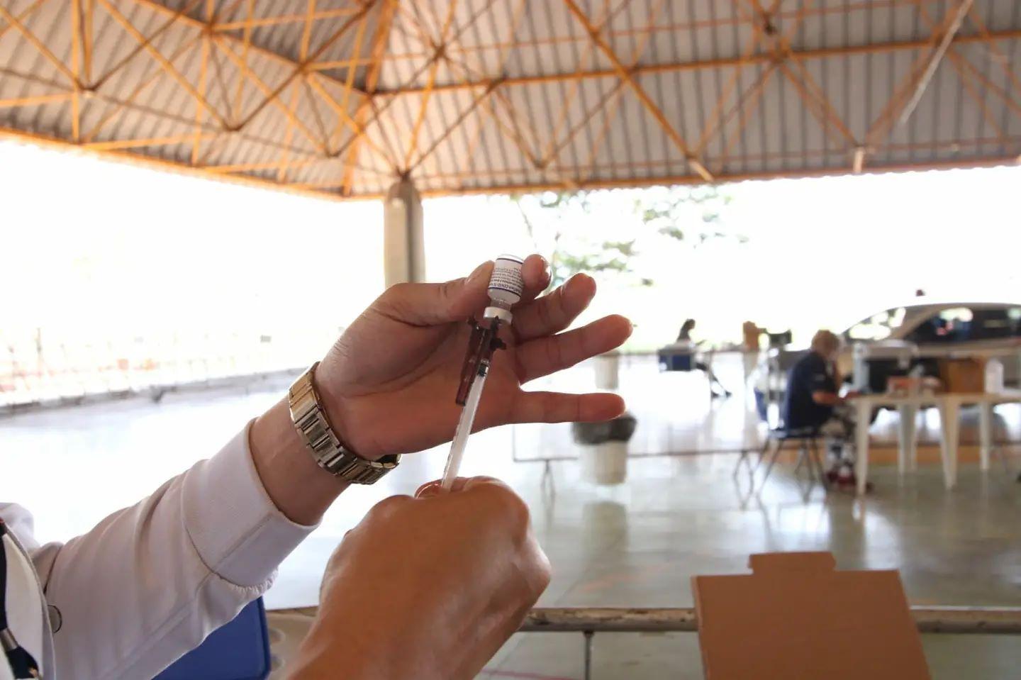  Segunda-feira de descanso para muitos que merecem uma folga, mas também de muito trabalho pelas obras de Campo Grande.
