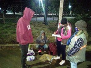 Prefeitura lança campanha para inibir esmolas e incentivar a de serviços á oferta pessoas em situação de rua. Prefeitura lança campanha para inibir esmolas e incentivar a de serviços á oferta pessoas em situação de rua.