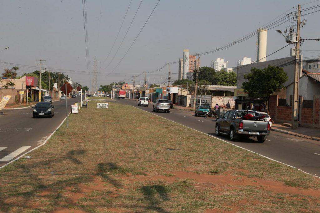 Prefeitura licita 8,6 km de recapamento na Zahran e em outras 7 ruas do Bandeira. Prefeitura licita 8,6 km de recapamento na Zahran e em outras 7 ruas do Bandeira.