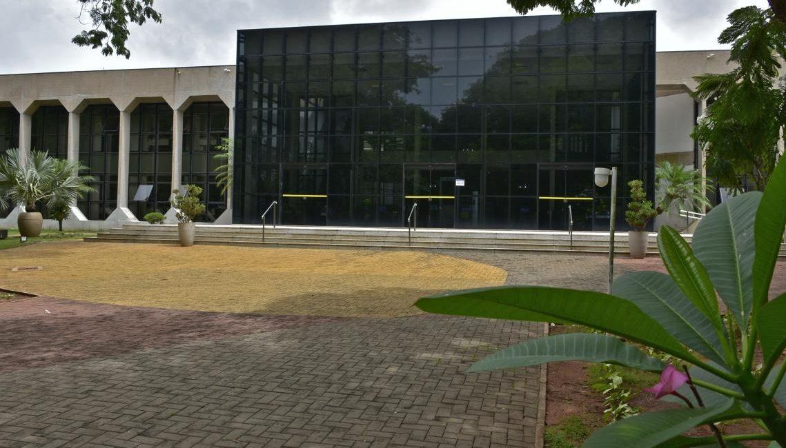 Após notícia da OAB/MS, TCE se manifesta sobre registro de advogados servidores. Após notícia da OAB/MS, TCE se manifesta sobre registro de advogados servidores.