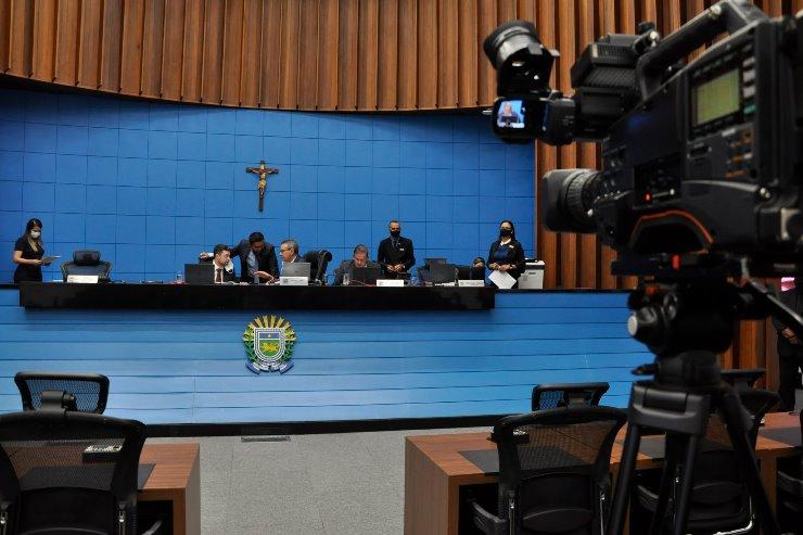 Deputados devem votar cinco projetos na sessão ordinária desta quinta-feira.