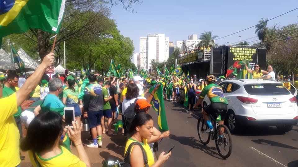  Manifestação a favor do Presidente Jair Mesias Bolsonaro reuniu 40 mil em Campo Grande