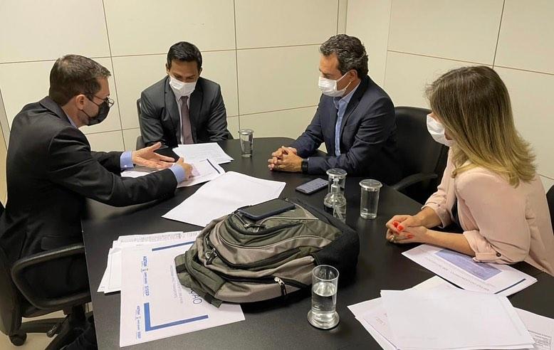 Prefeito Marquinhos Trad  está em   Brasília para pedir a ministro reativação da ferrovia e porto seco