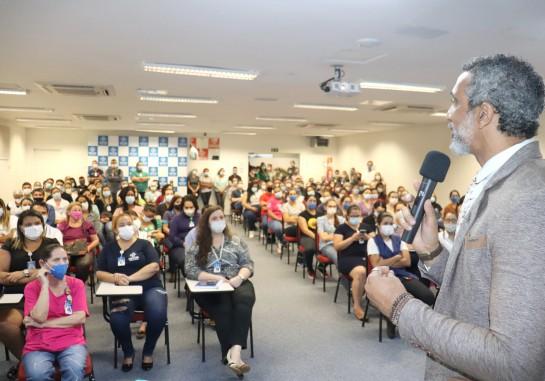 SANTA CASA DE CAMPO GRANDE REALIZA PALESTRA EM ALUSÃO AO SETEMBRO AMARELO SANTA CASA DE CAMPO GRANDE REALIZA PALESTRA EM ALUSÃO AO SETEMBRO AMARELO