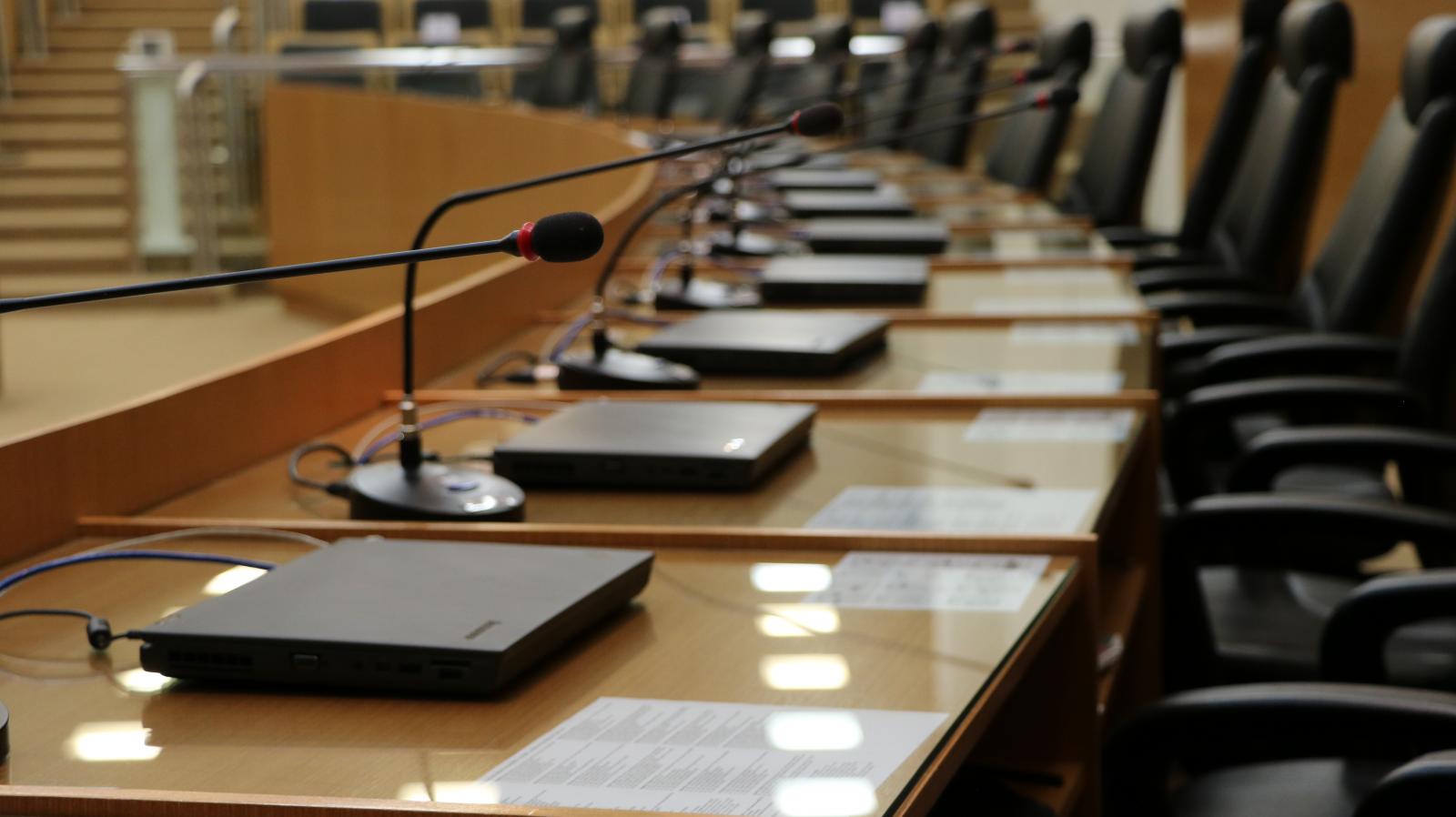 Alterado o horário da sessão da 1ª Câmara Criminal da próxima quinta-feira. Alterado o horário da sessão da 1ª Câmara Criminal da próxima quinta-feira.