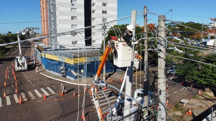 Energisa informa que  cerca de 30 bairros estão  sem energia, reforços de outros estados chegam à Capital para ajudar em reparos Energisa informa que  cerca de 30 bairros estão  sem energia, reforços de outros estados chegam à Capital para ajudar em reparos