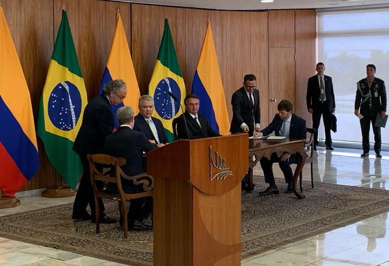 MDR fecha parceria com governo colombiano para ações de segurança hídrica e saneamento MDR fecha parceria com governo colombiano para ações de segurança hídrica e saneamento