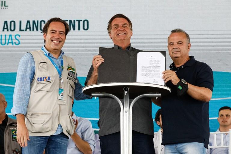 Presidente Jair Bolsonaro dá início à Jornada das Águas para garantir segurança hídrica em regiões secas Presidente Jair Bolsonaro dá início à Jornada das Águas para garantir segurança hídrica em regiões secas