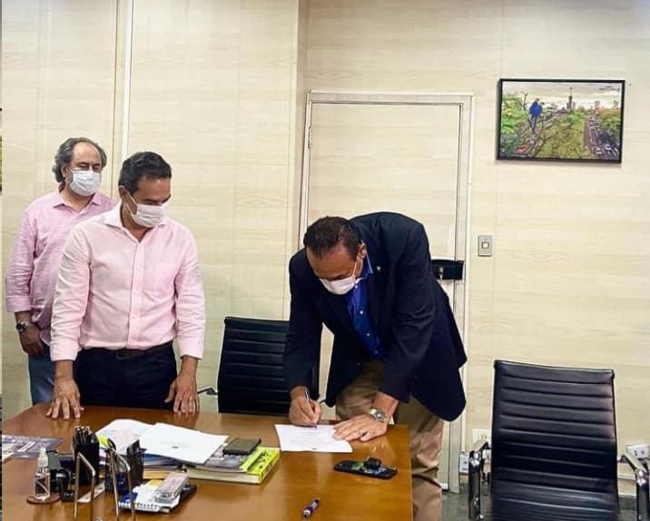 Prefeito Marcos Trad e Vice Prefeita Adriana Lopes viajam para o Concepción  Paraguai