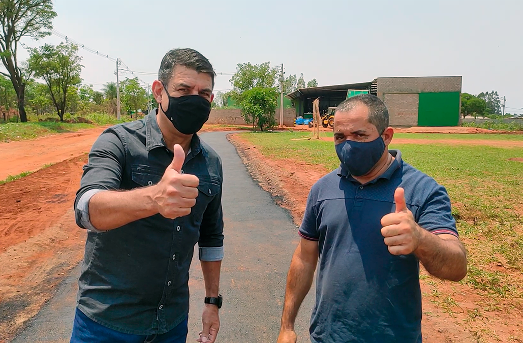 Beto Avelar consegue pista de caminhada para o Vivendas do Parque.