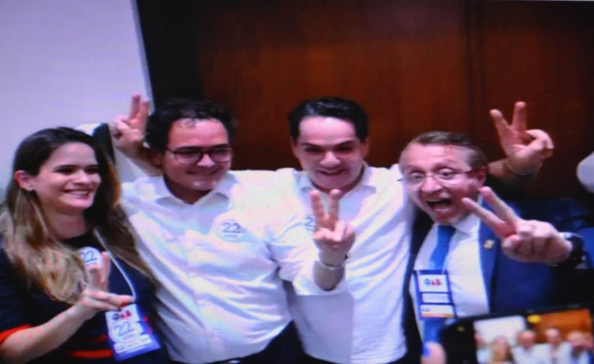 Bitto Pereira é eleito presidente da OAB/MS Bitto Pereira é eleito presidente da OAB/MS