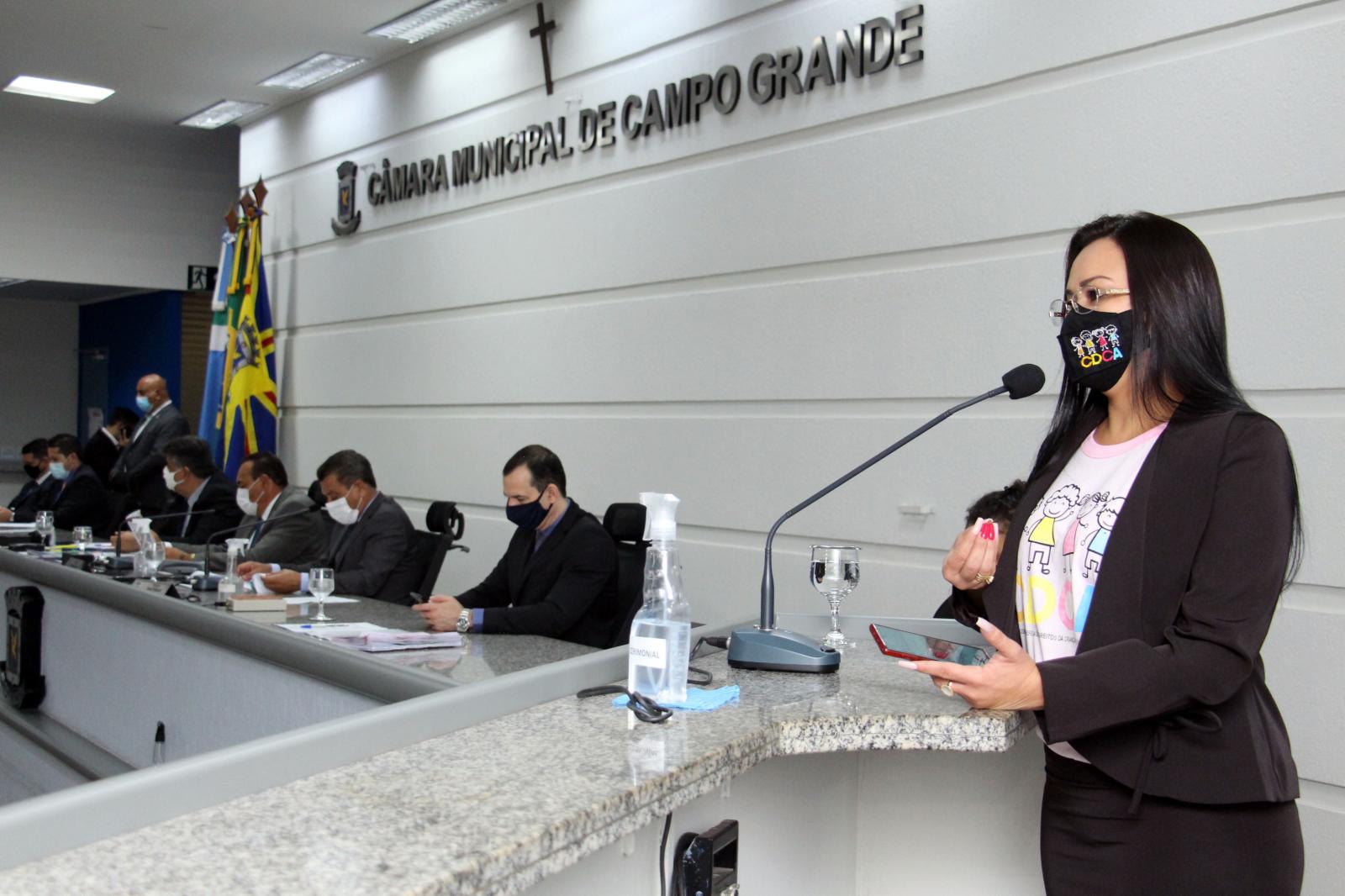 Câmara debate sobre a violência contra a criança e o adolescente.