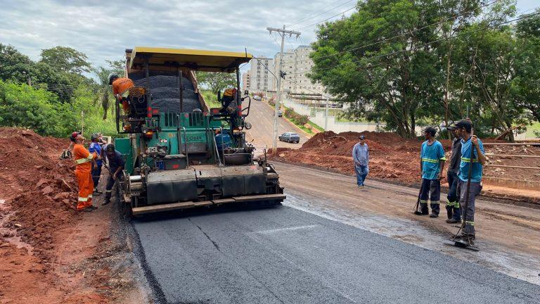 Prefeitura recupera travessia e libera  acesso á Mata do Segredo.