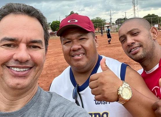 O atual Prefeito Marcos Trad  de Campo Grande,  passou o dia de Domingo com amigos e passeando nos bairros da Capital Morena
