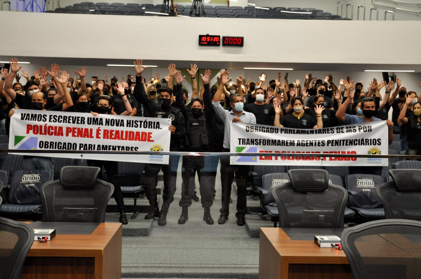 Debates, eventos e homenagens virtuais movimentaram o ano no Legislativo.