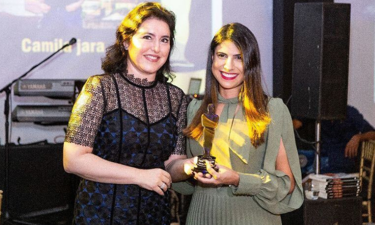 Camila Jara recebe Troféu Ramez Tebet Destaque Político 2021.