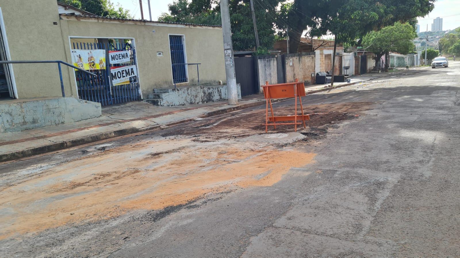 Gabinete de Rua: Cratera no Jardim Seminário é fechada após solicitação de Ronilço Guerreiro.