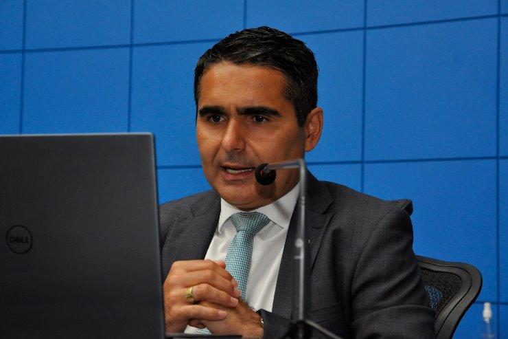 Herculano apresenta projeto e ressalta evento de prevenção ao abuso sexual infantil.