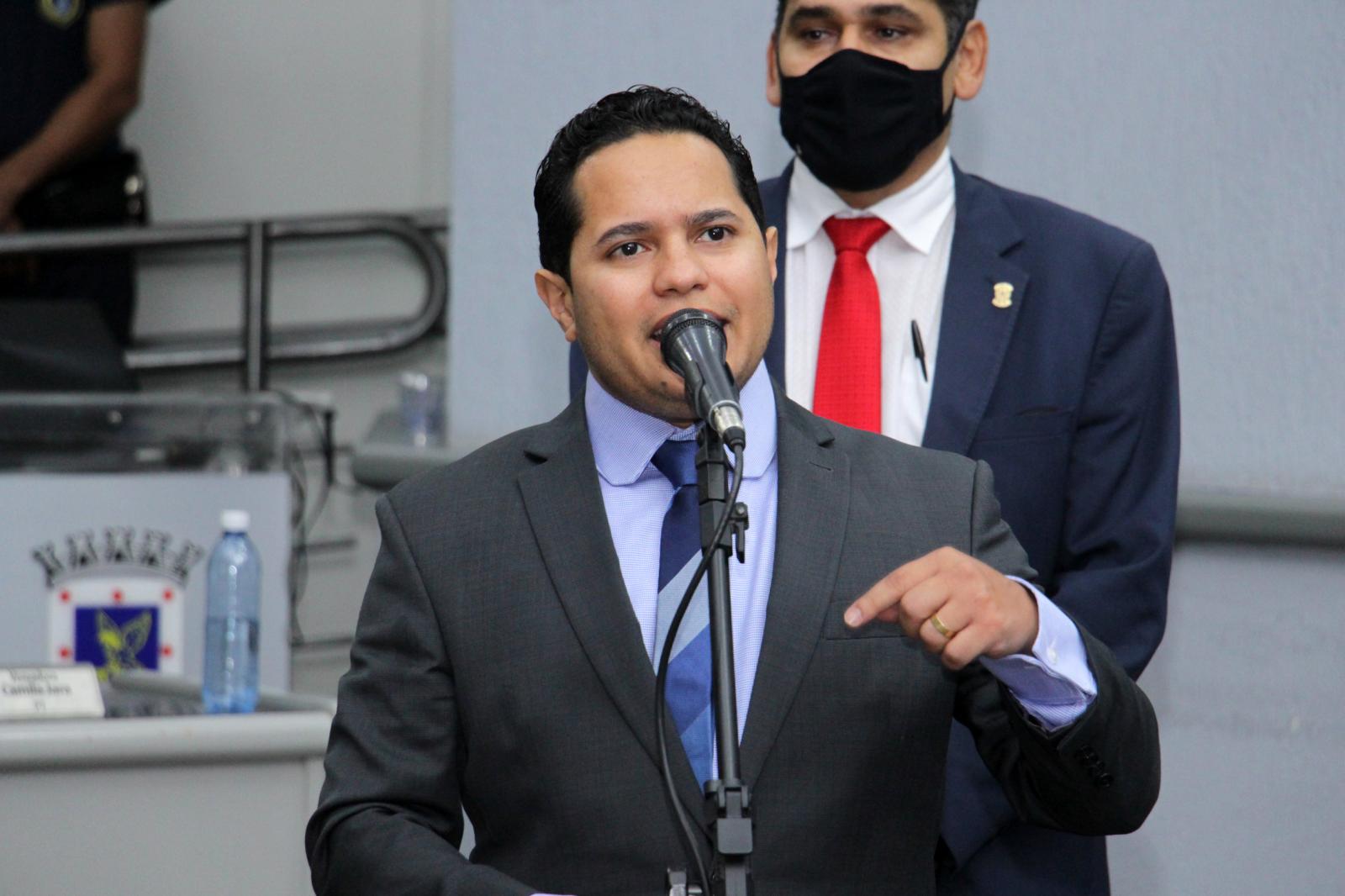Projeto de Papy e dois vereadores que cria Semana do Lixo Eletrônico é aprovado.